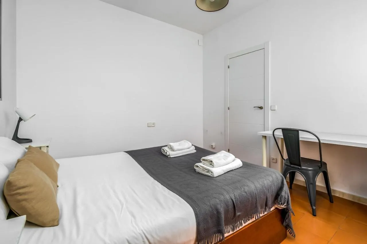 Fridays Flats Arc De Triomf - Solar & Spacious شقة برشلونة